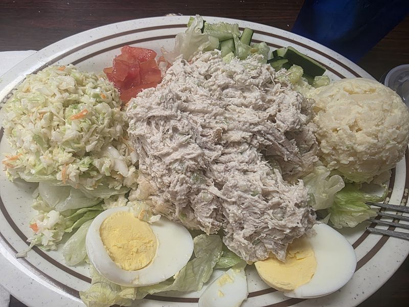 Dundee Diner food